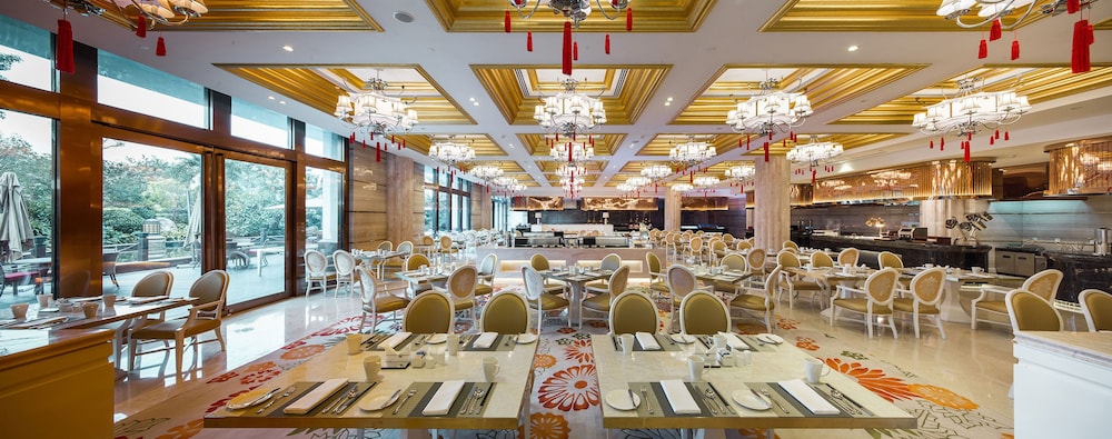 Fuzhou Jeurong Hotel 45/72