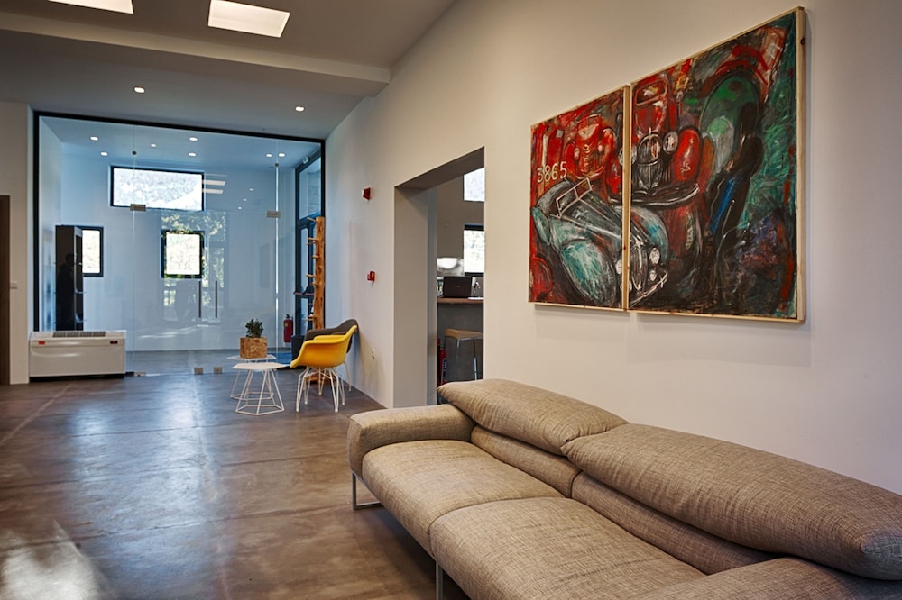 Oniropetra Boutique Hotel 51/75