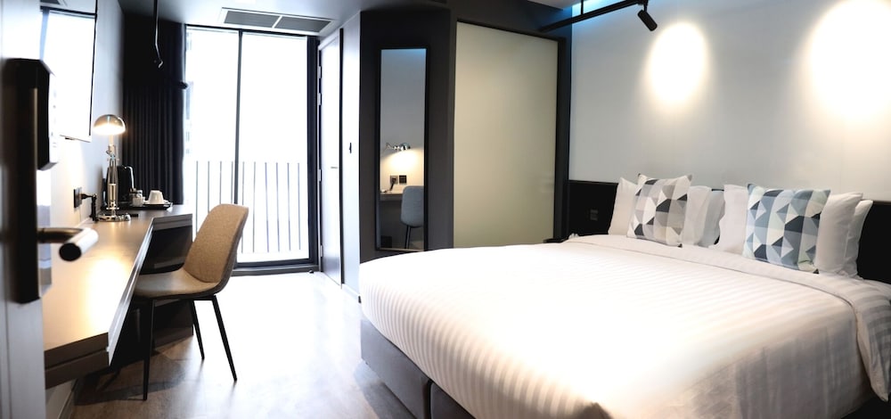 The Quarter Hotel Silom By UHG 26/68