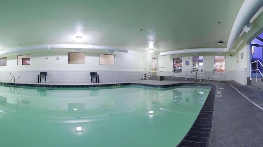 Holiday Inn Express Hotel Suites el Dorado 23/43
