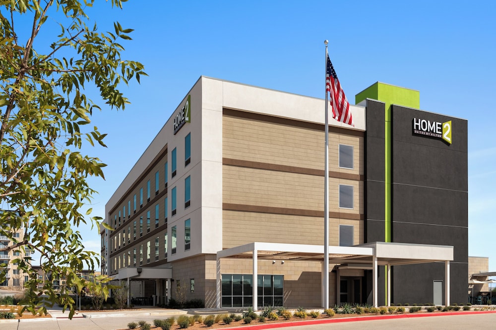 Home2 Suites by Hilton Denton in DENTON - TX