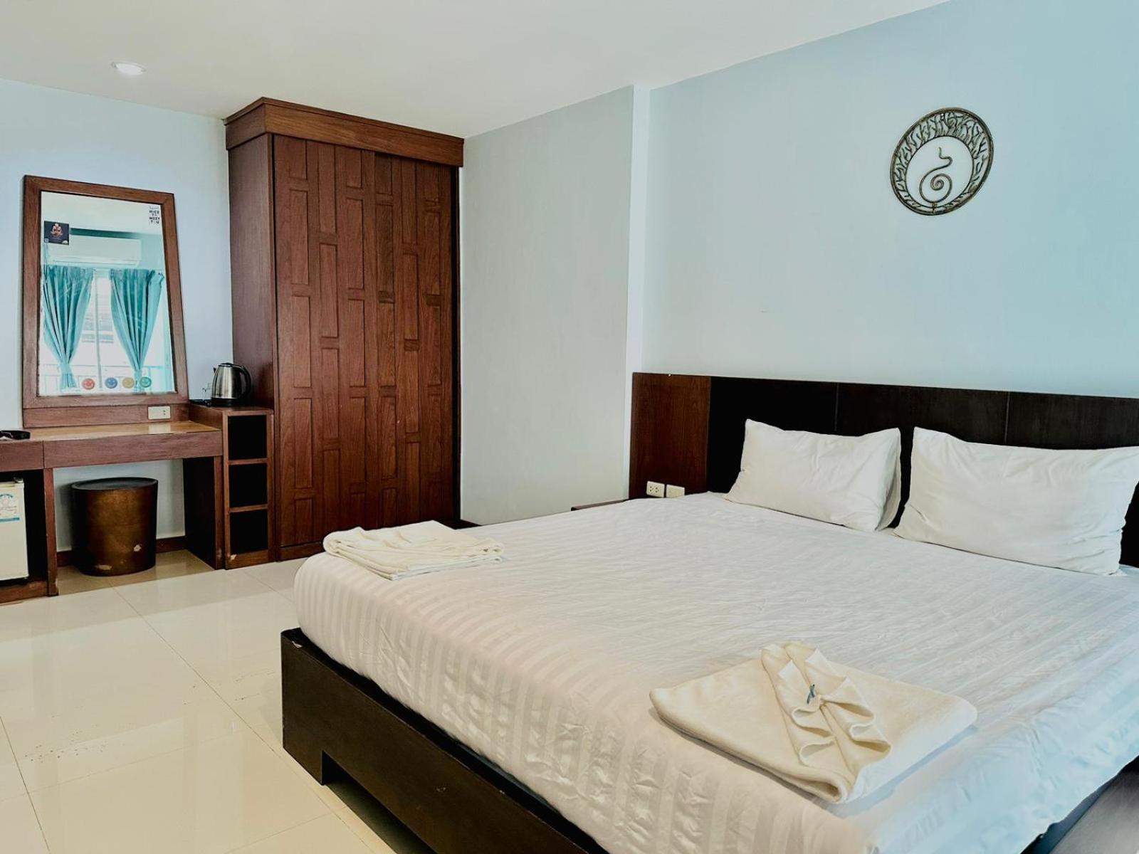 Cokoon Deva Patong Hotel 4/38
