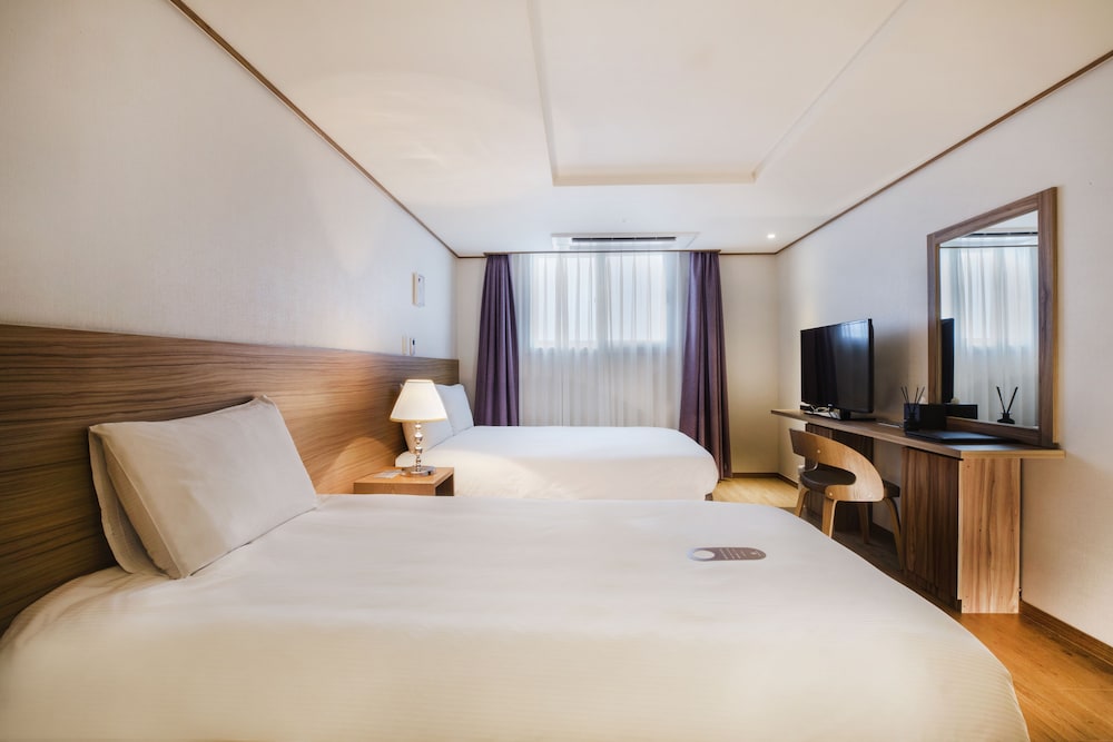 Hotel Rest Seogwipo 12/56
