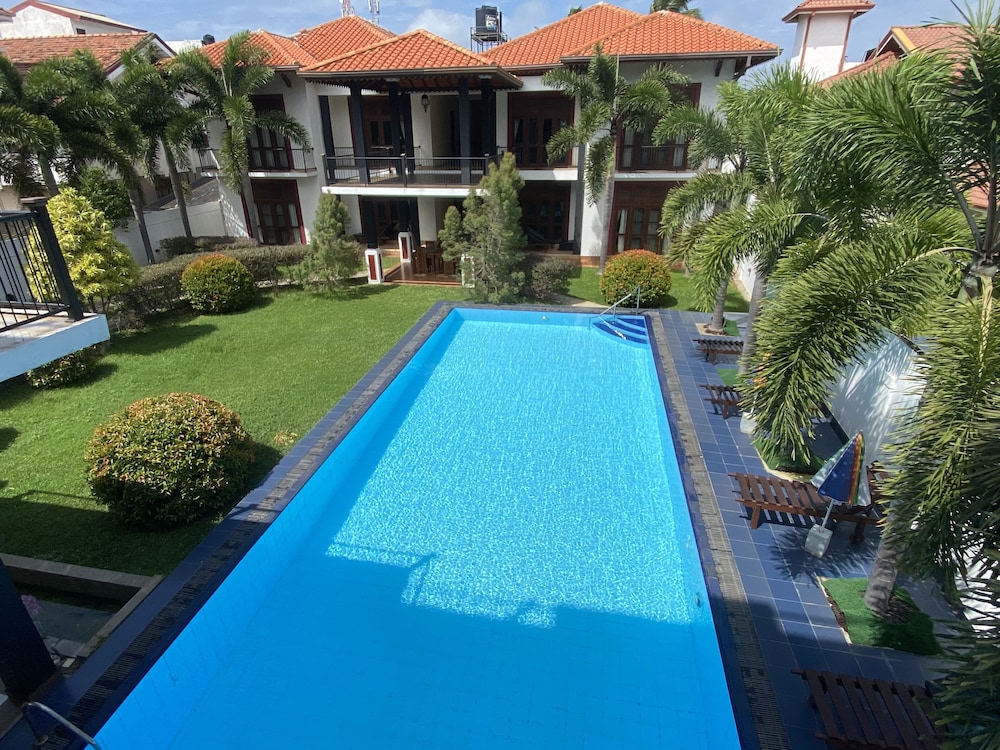 Christima Residence 26/50