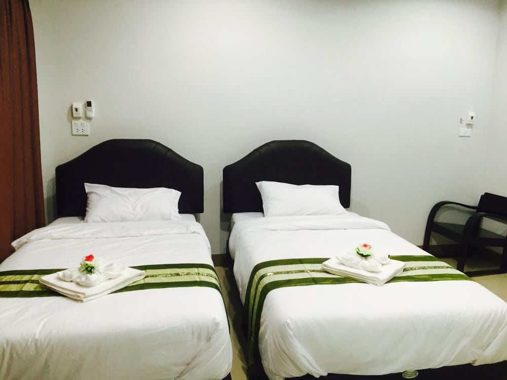 Standard, Twin Beds, No Balcony