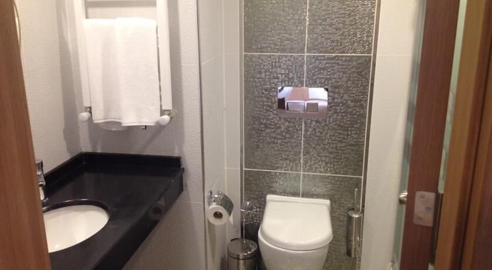 Soylu Hotel 25/26