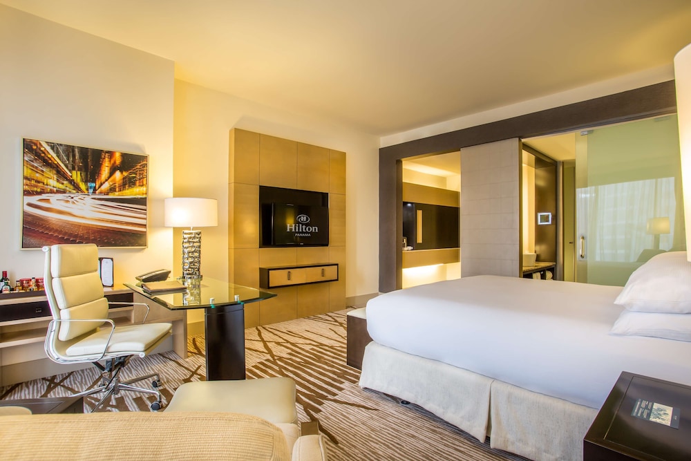 Hilton Panama 27/90