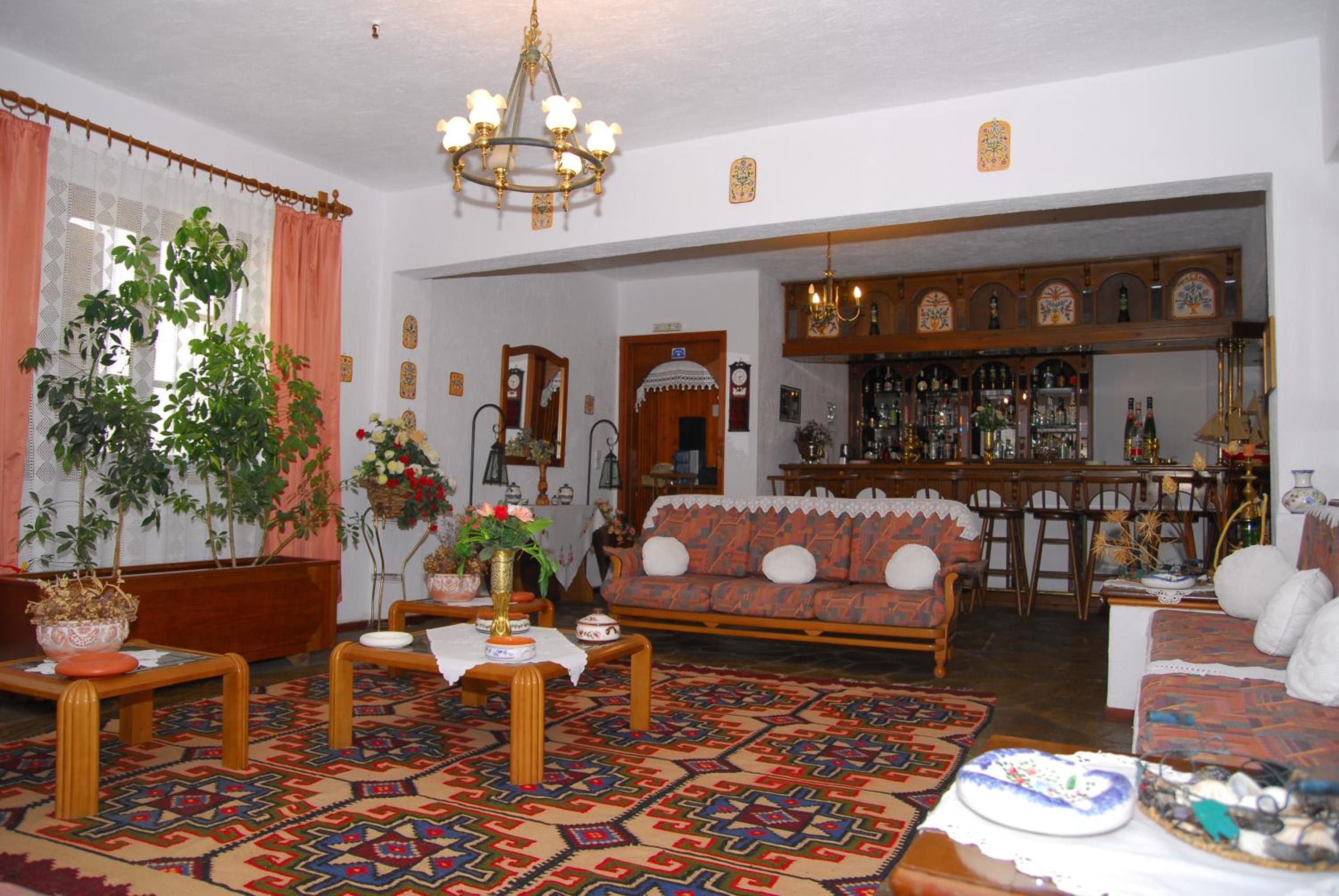 Afrodite Hotel 11/37