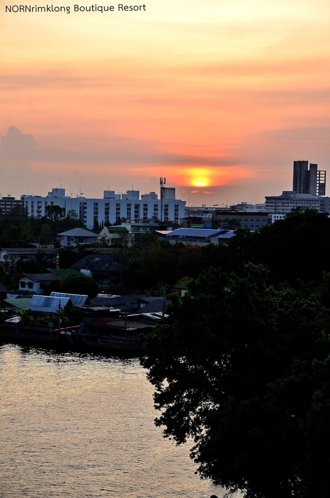 NORN Rimklong Bangkok Hotel 48/50