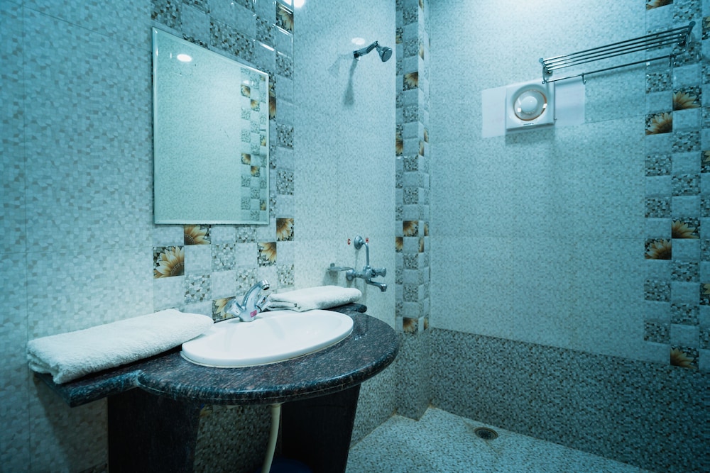 Hotel Akashdeep 41/50