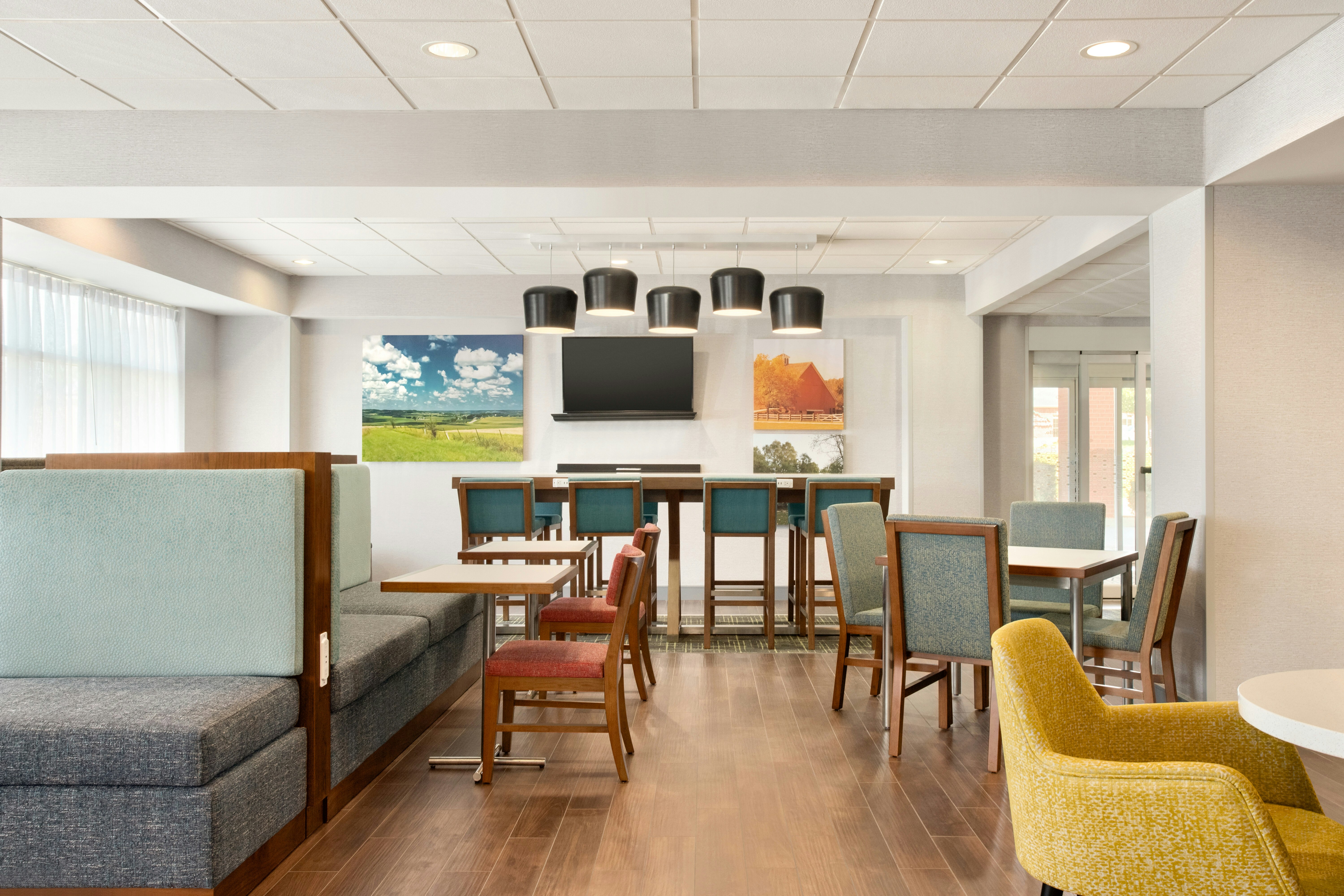 Hampton Inn St Louis Columbia 30/37