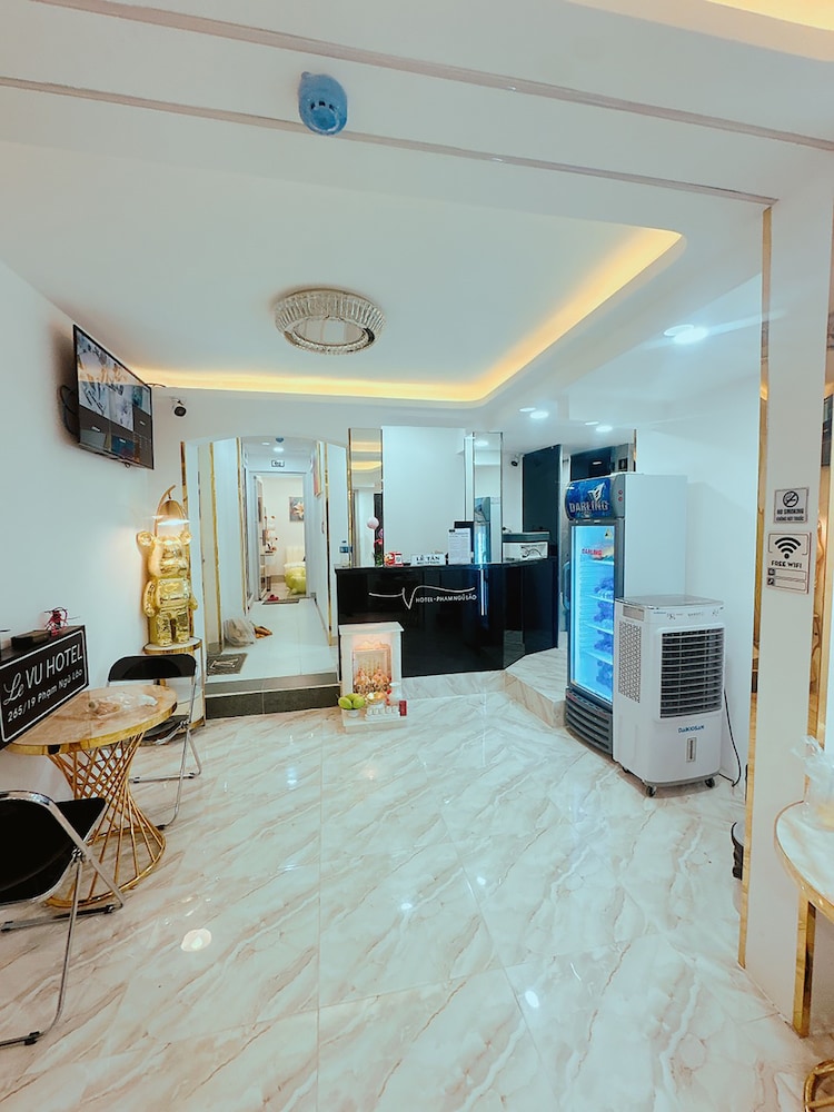Le Vu Hotel 4/46