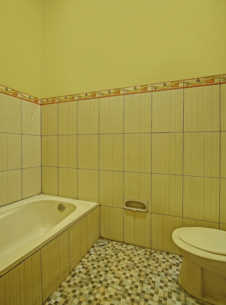 OYO 90031 Villa Papada 21/23