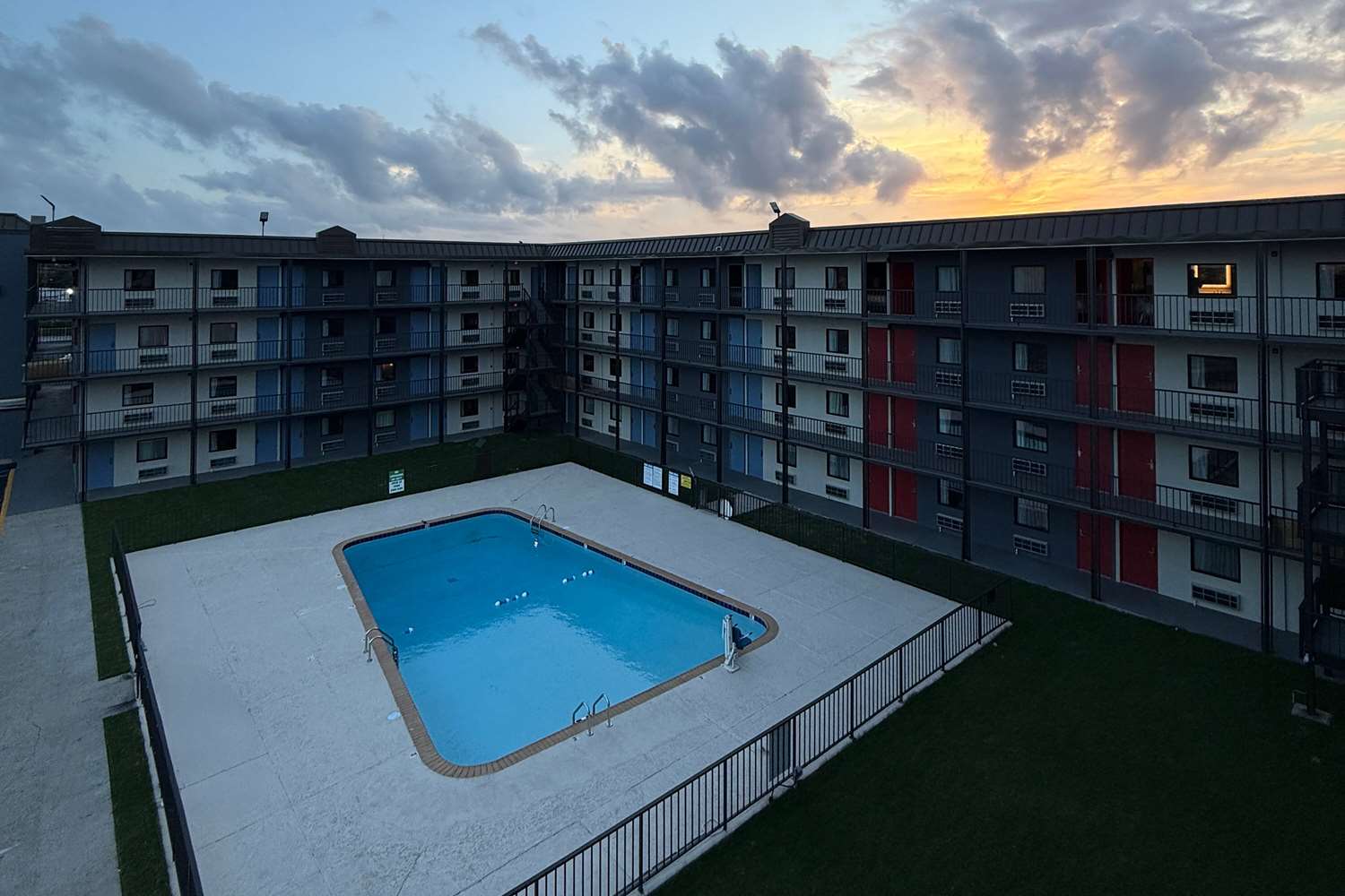 Days Inn by Wyndham Kenner/New Orleans Airport South 19/29