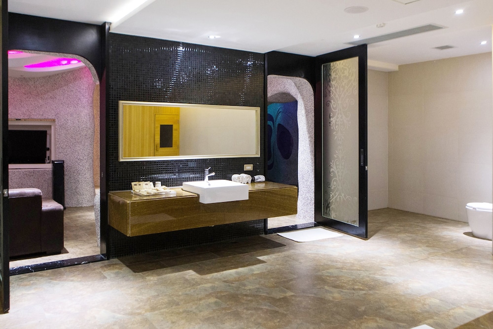 All-Ur Boutique Motel - Tai-Chung Branch 4/50