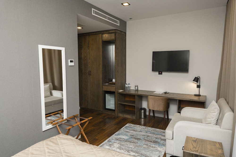 Port Rivoli Baku Hotel 31/50
