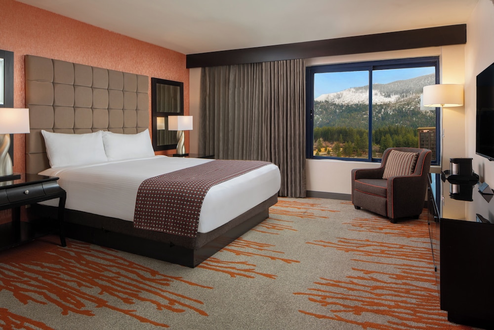 Golden Nugget Lake Tahoe Hotel & Casino 13/56