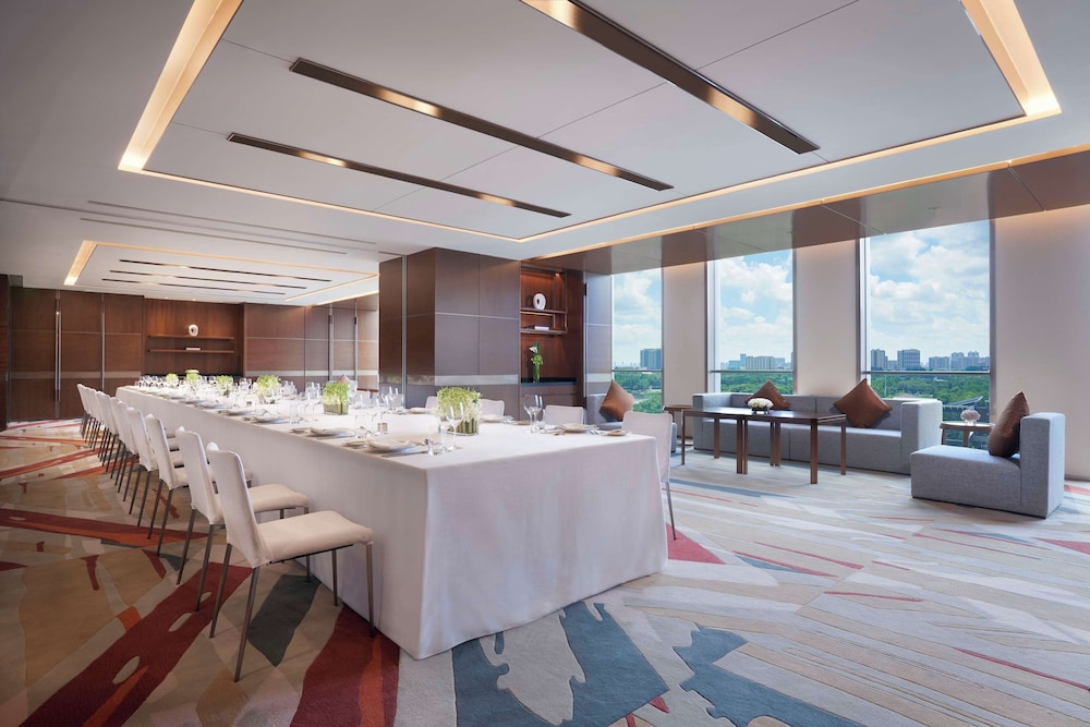 Hyatt Regency Shanghai Jiading 61/69