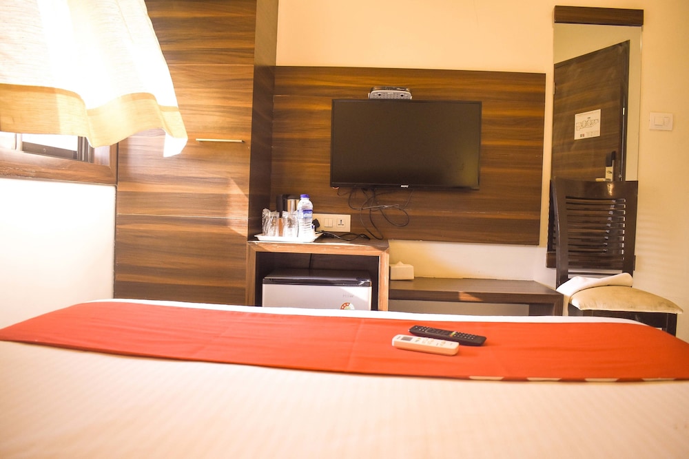 Hotel Mumbai International 19/22