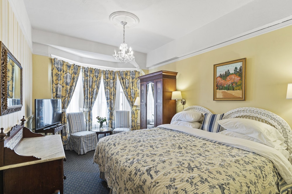 Golden Gate Hotel 10/37
