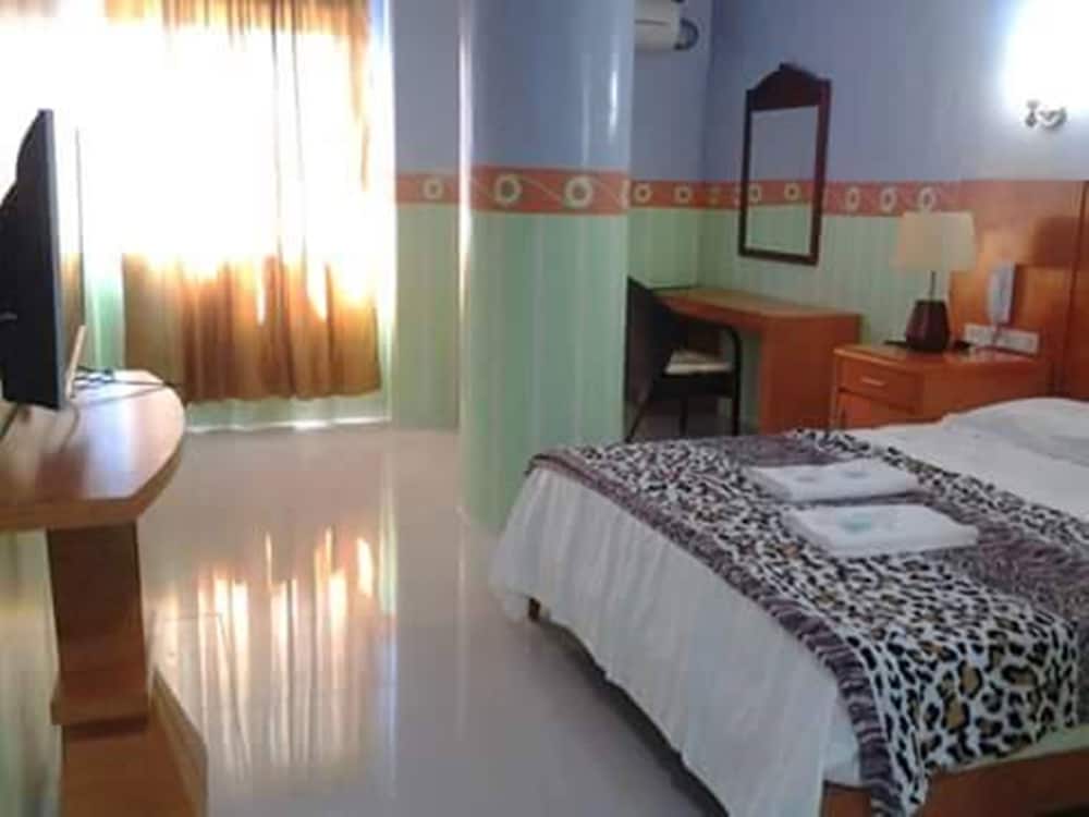 Jeamco Royal Hotel - General Santos 13/30