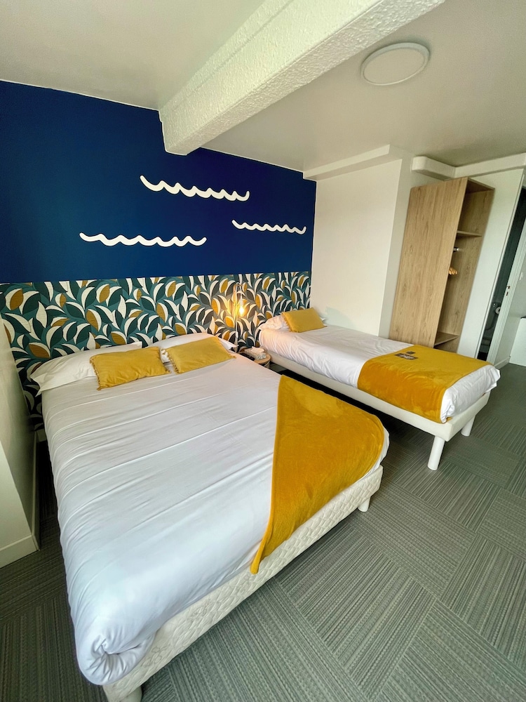 STANDARD, TRIPLE, MULTIPLE BEDS