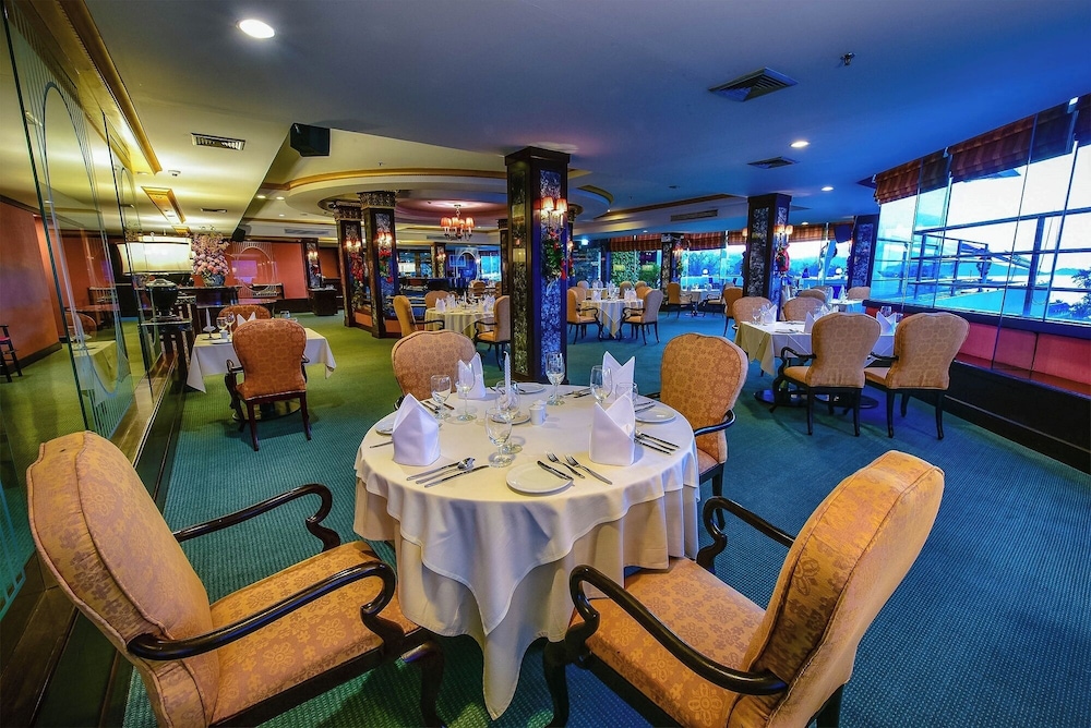 Patong Resort Hotel 48/66