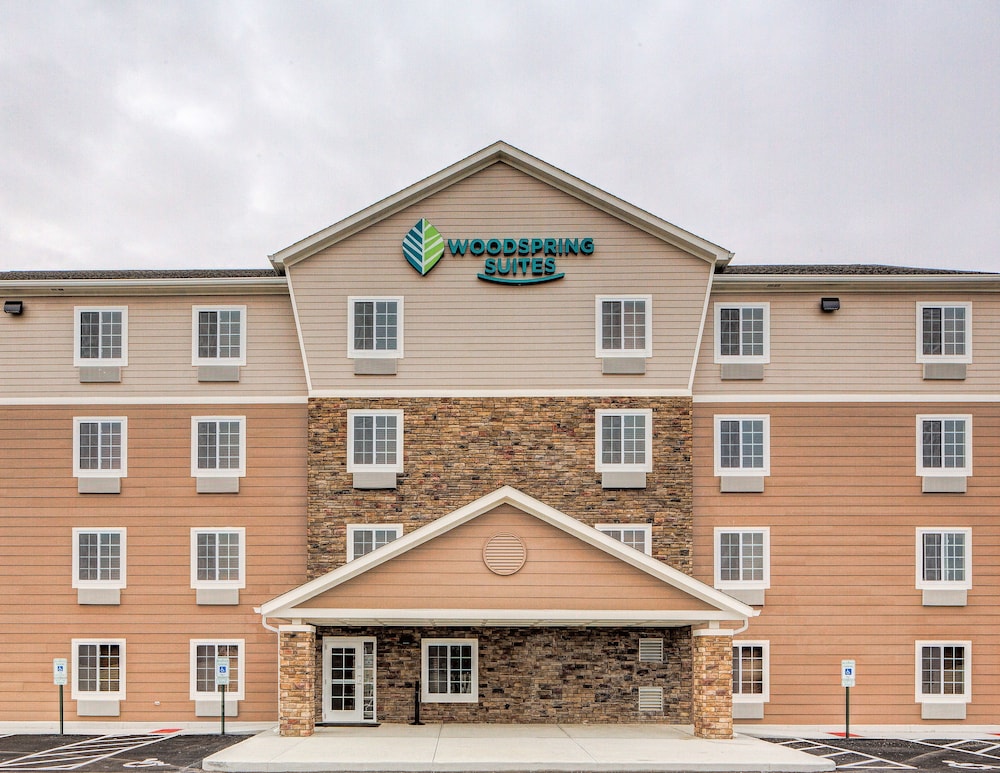 WoodSpring Suites Columbus NE I-270 Airport 1/38