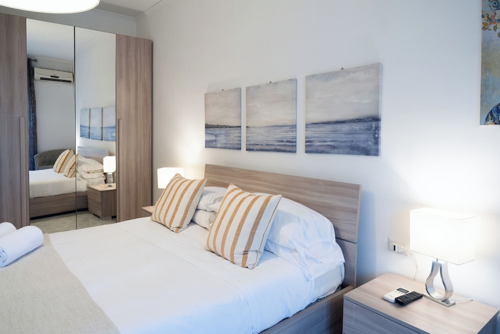 Residenza Flegrea 13/50