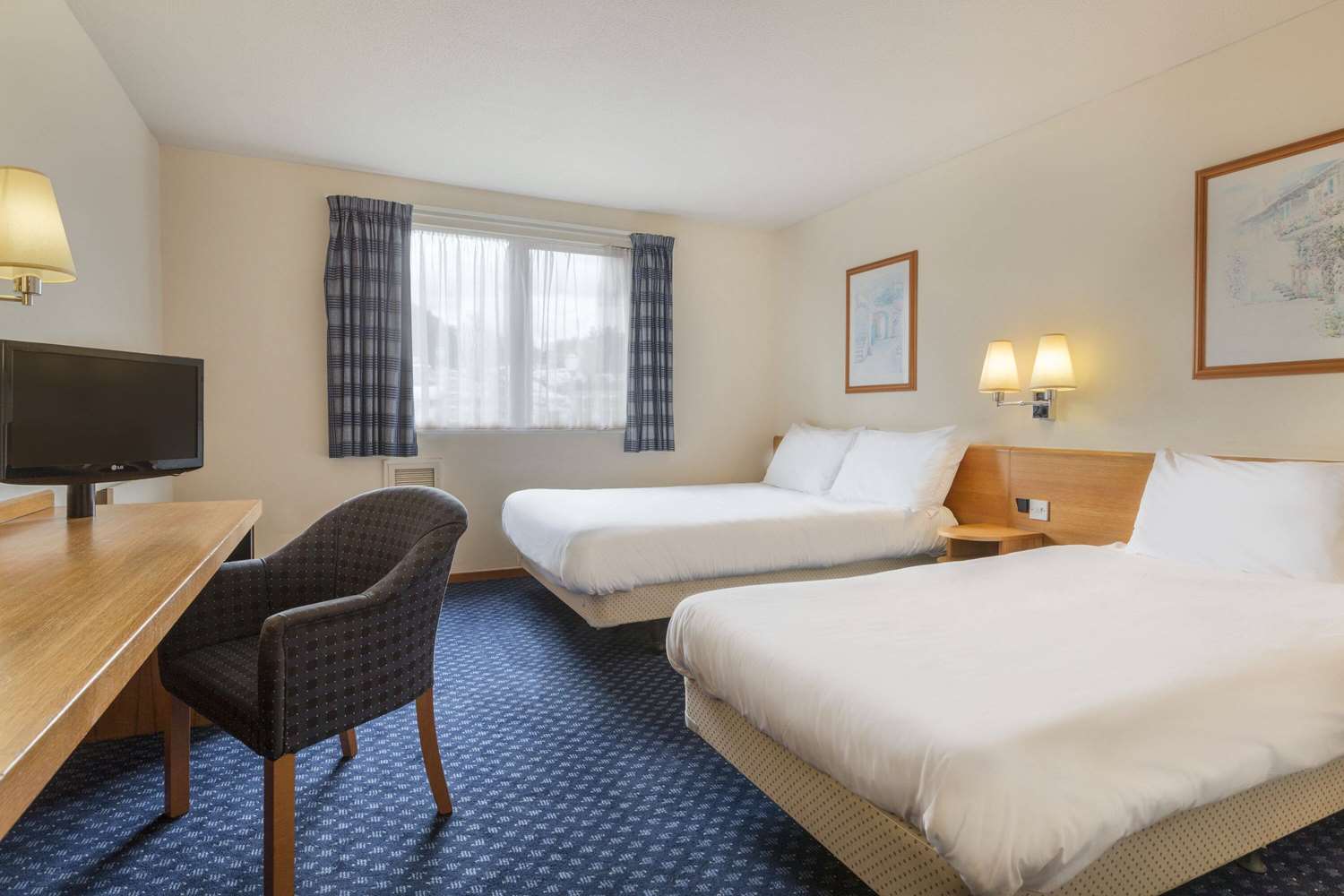 Days Inn by Wyndham Magor 3/12