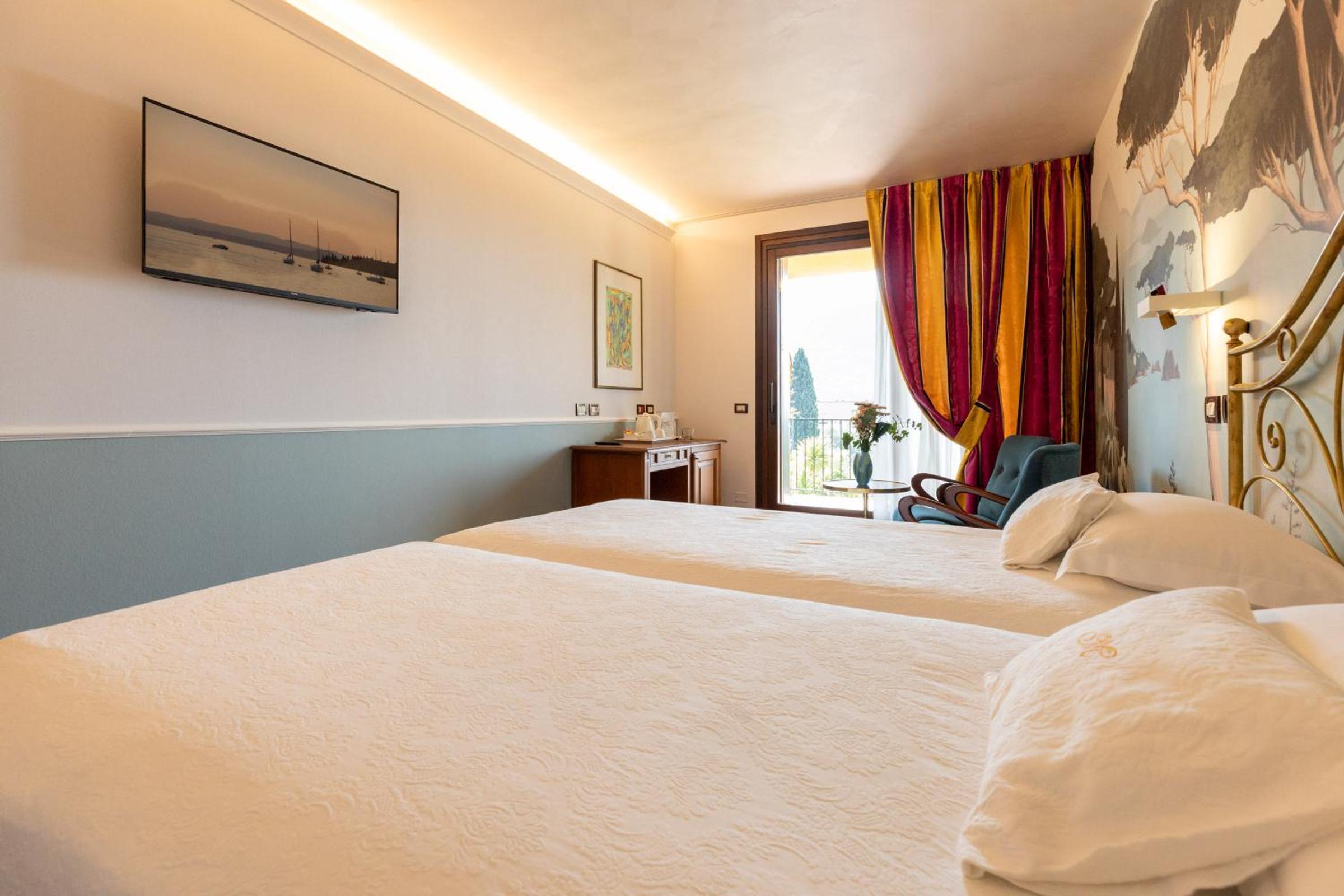 SUPERIOR, DOUBLE BED, BALCONY