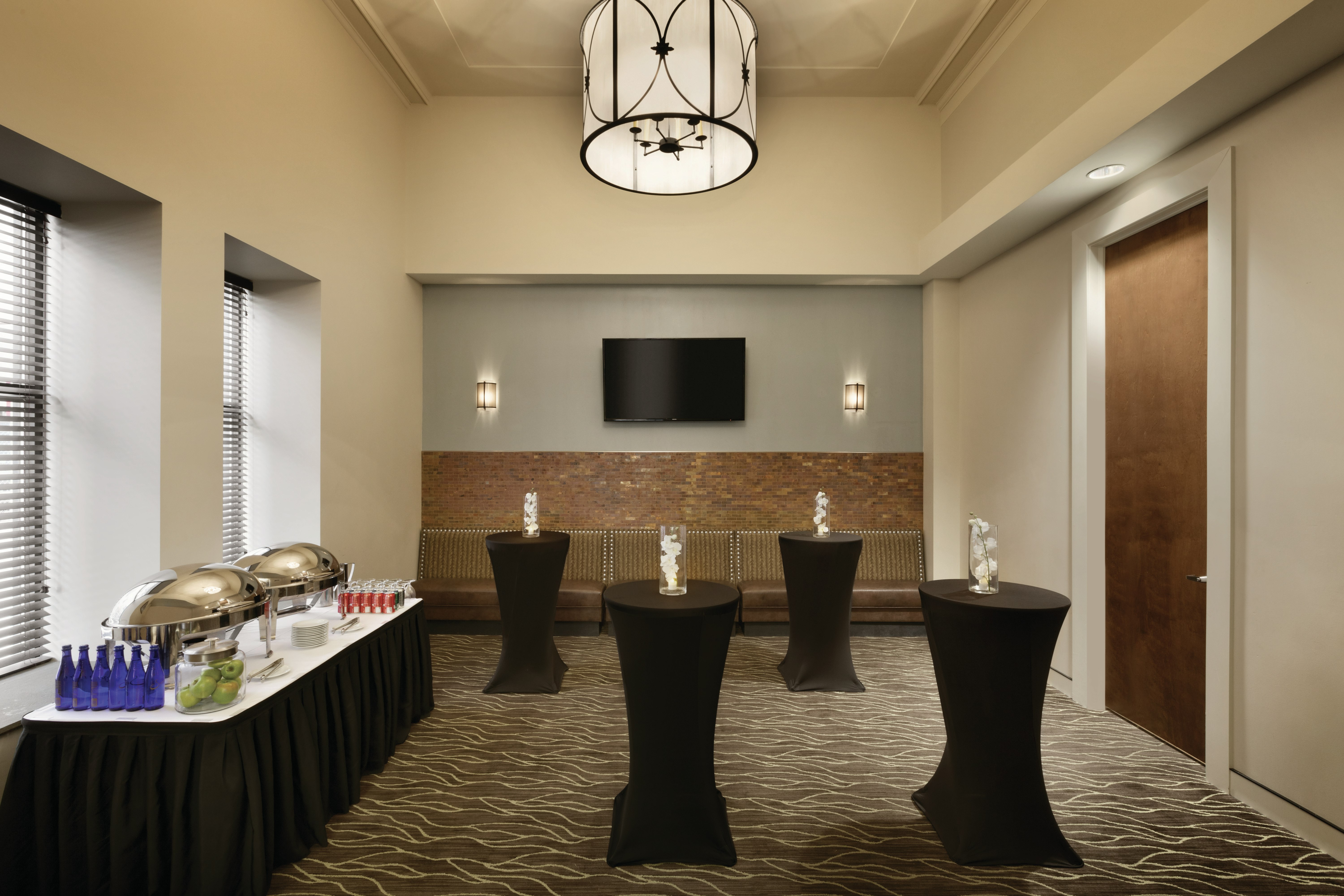 Hilton Garden Inn Rochester Downtown NY 59/66