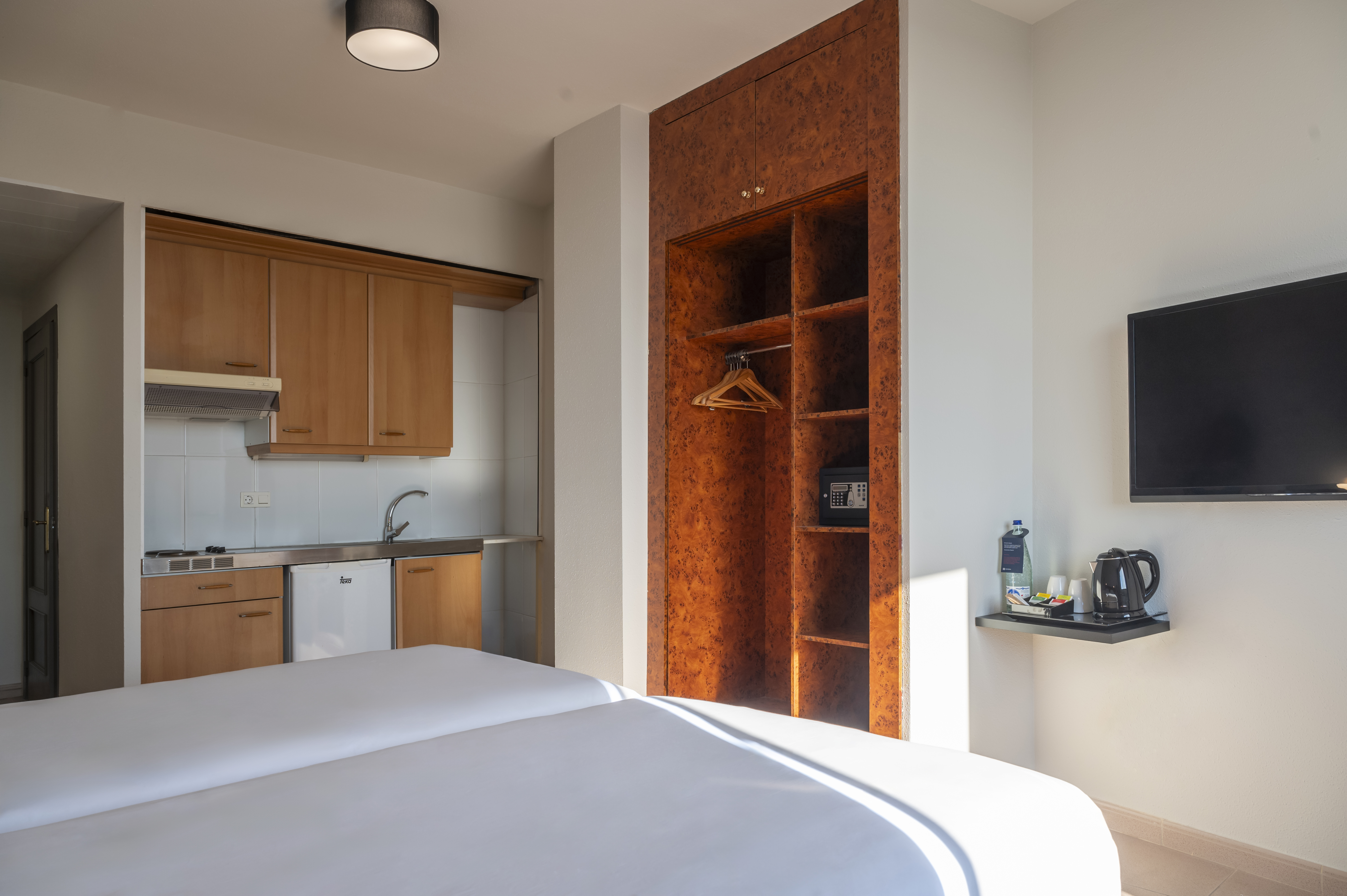 غرفة كومفورت بسرير مزدوج، Hesperia Sant Joan Suites 2/4