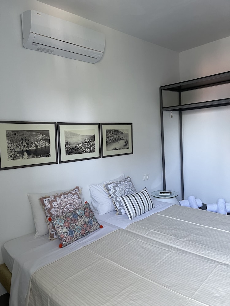 Niriides Apartaments 9/60