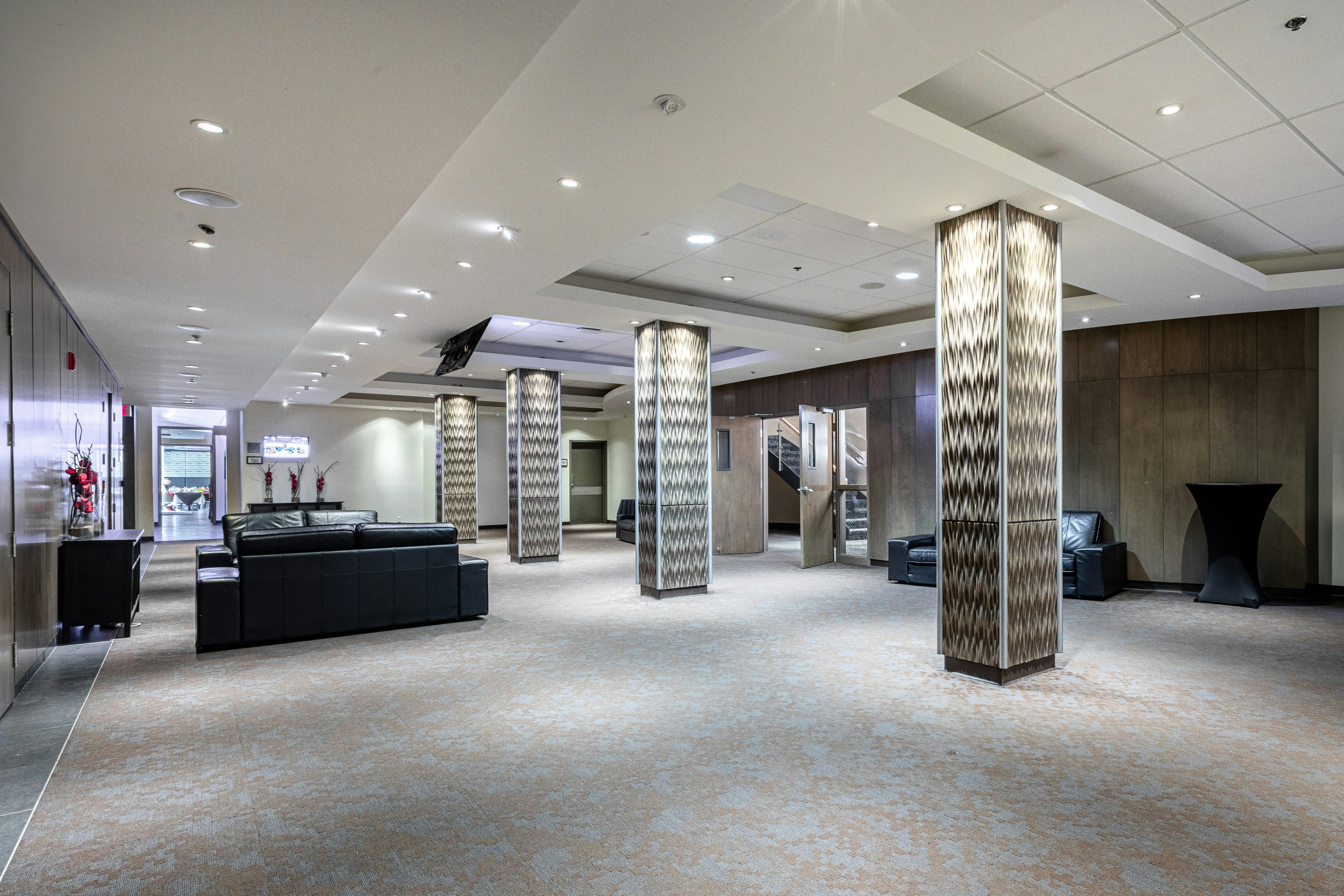 Doubletree By Hilton Quebec Resort 8/30