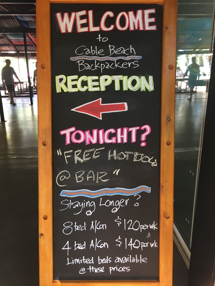 Cable Beach Backpackers Hostel 5/36