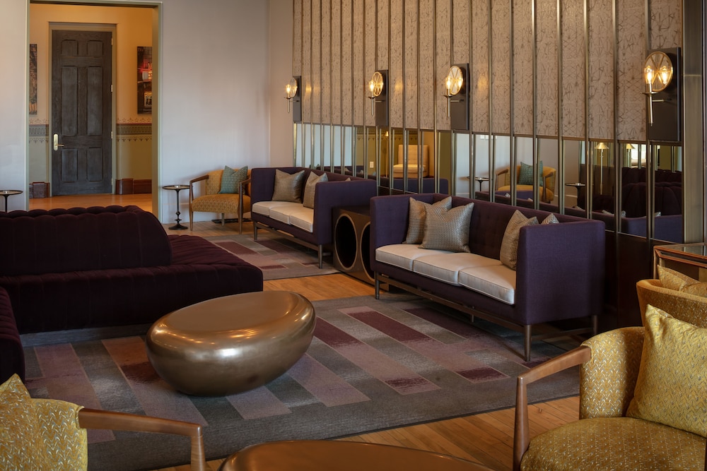 The Richardson Hotel 42/61