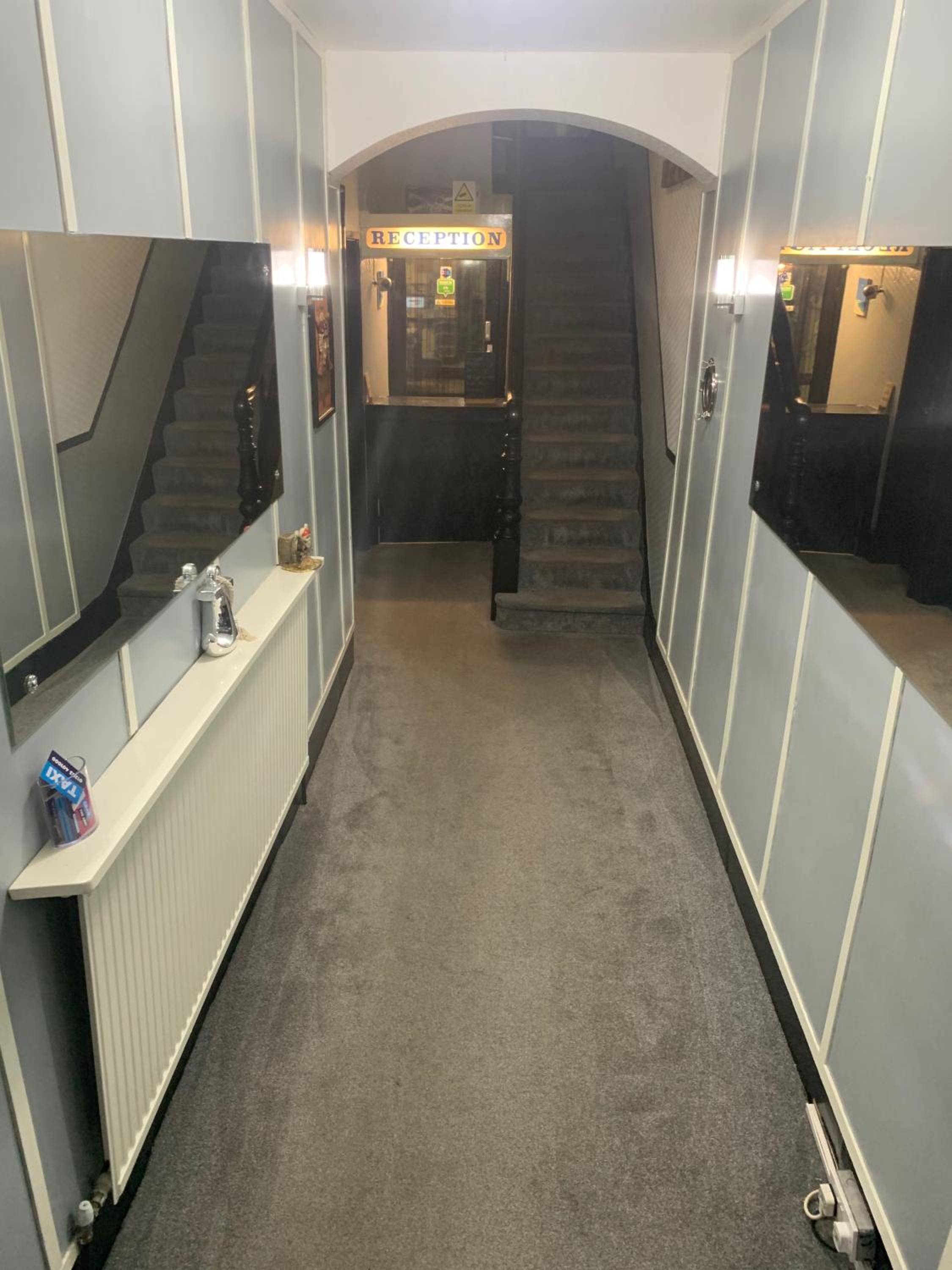 St Albans Hotel - Guest House 7/25
