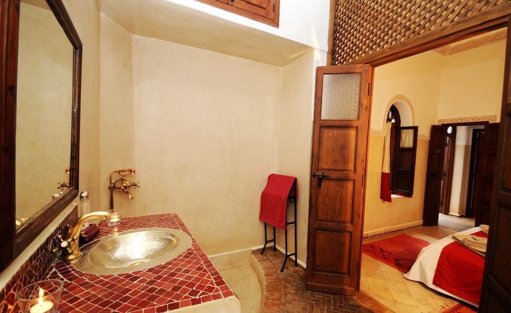 Riad Elias 71/72