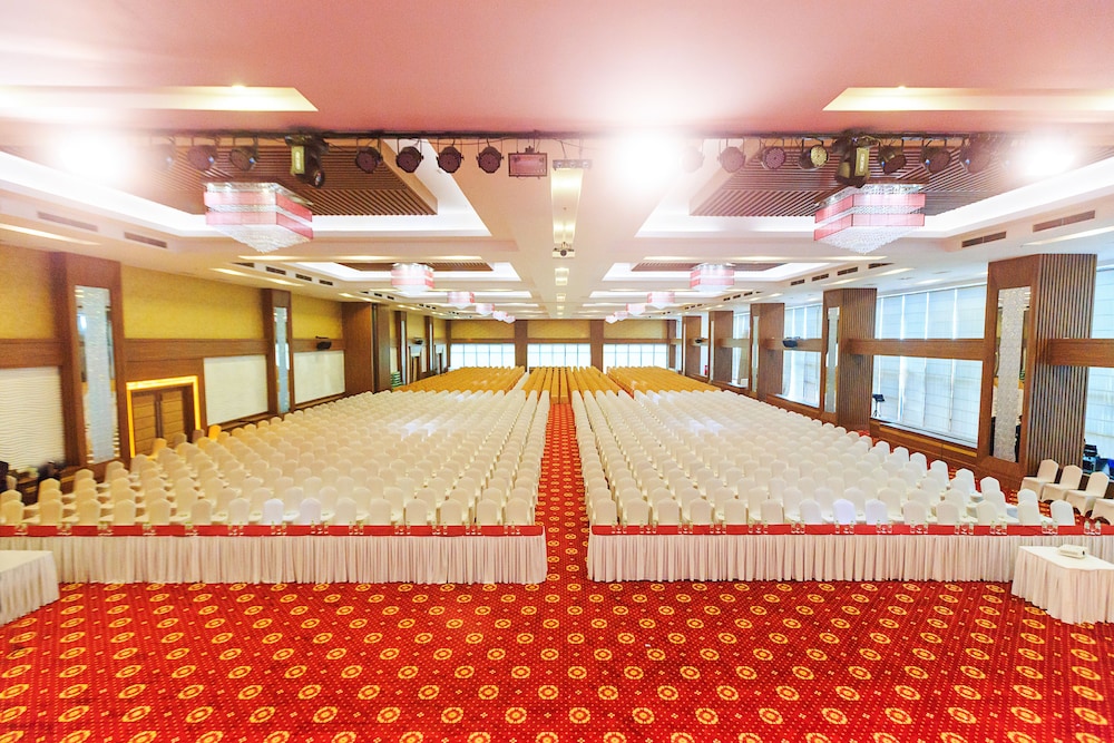 Muong Thanh Luxury Can Tho Hotel 62/68