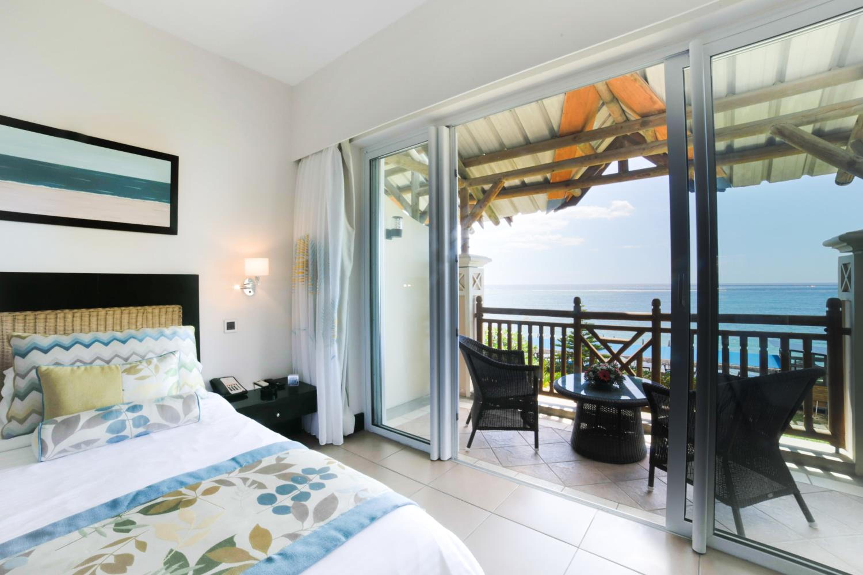 Room at Pearle Beach Resort And Spa, FLIC-EN-FLAC