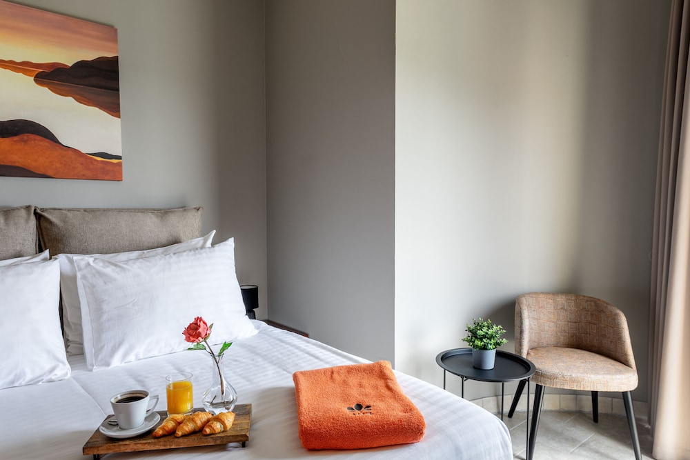 غرفة قياسية ركنية بسرير مزدوج بإطلالة على الحديقة، Boutique Beach Resort Podstine 3/7