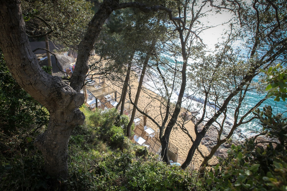 Hotel Roc E Mare 25/43