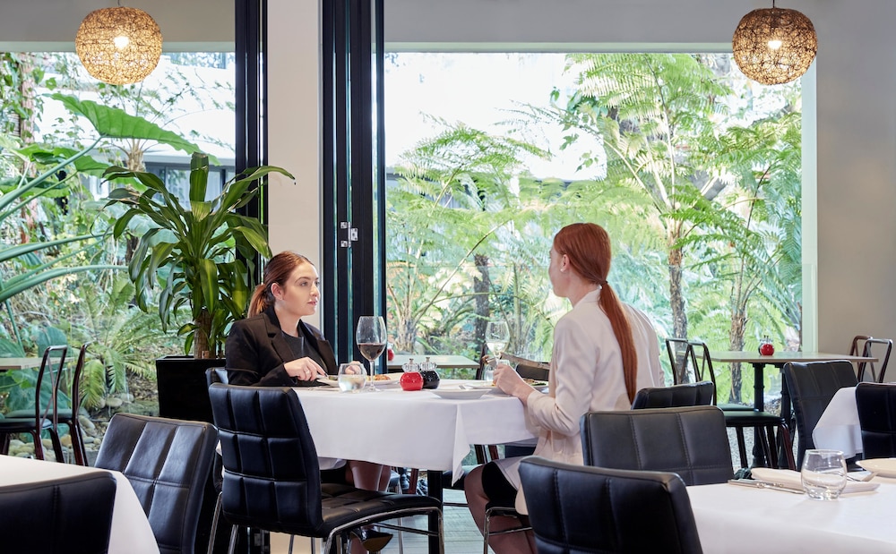 Holiday Inn Warwick Farm 47/69