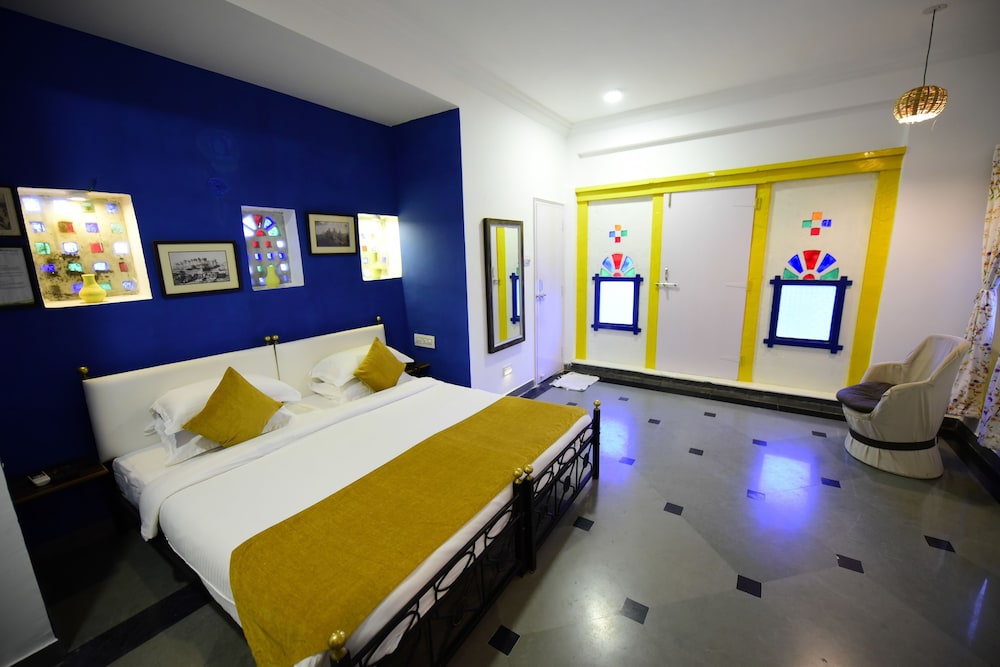 Banjara Hostels 10/50