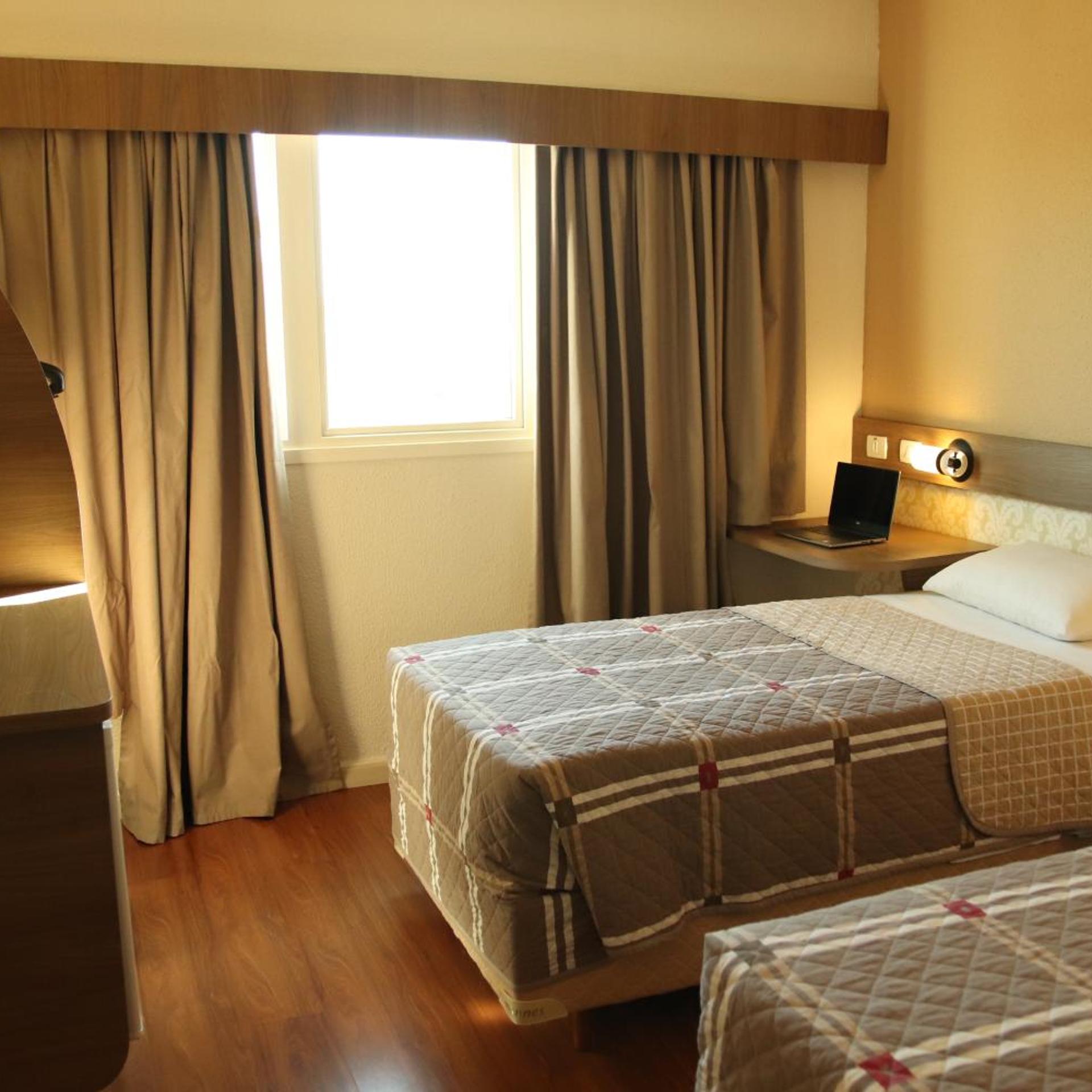 HOTEL 10 PALMAS 16/53