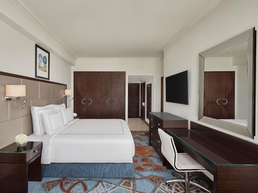 PREMIER, TWIN BEDS, KAABA VIEW