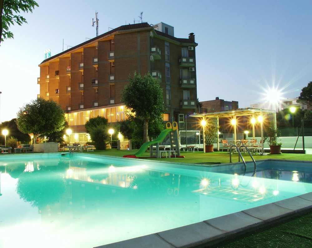 FAMILY HOTEL K2 & SPIAGGIA MARINA BEACH 1/38