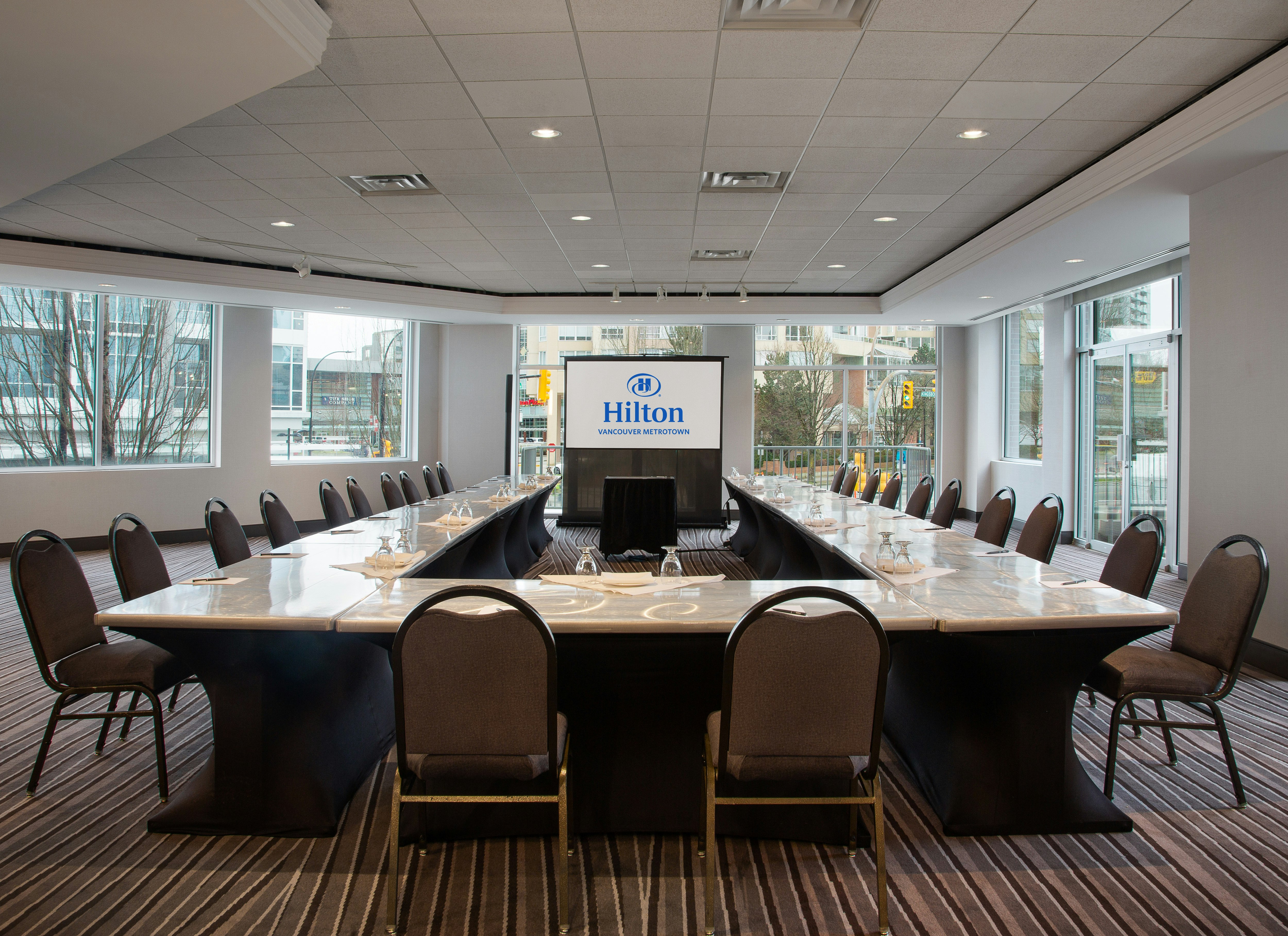 Hilton Vancouver Metrotown 35/51