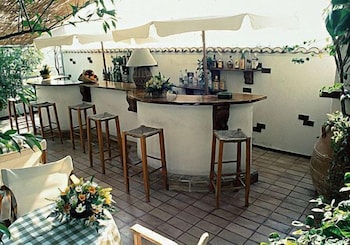 The Park Hotel Piraeus 25/28